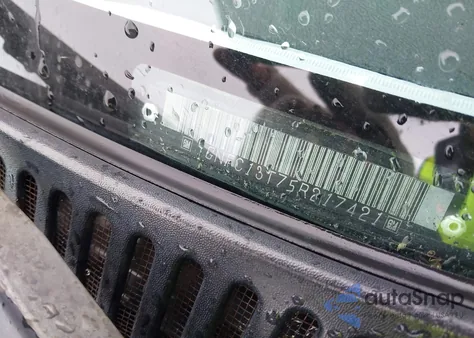 2005 Chevrolet Tahoe Lt из США, поврежденный, VIN 1GNEC13T75R217421